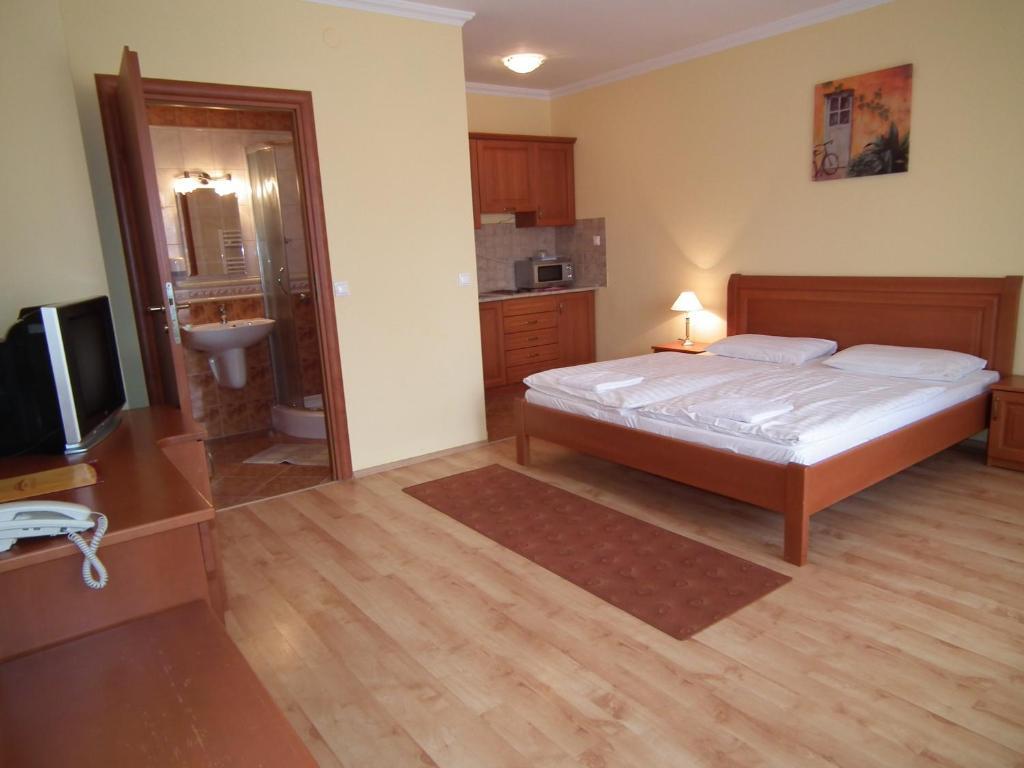 Hotel Jarja Hajduszoboszlo Room photo